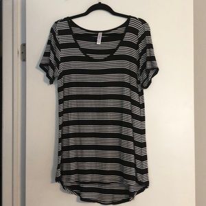 LuLaRoe Classic Tee